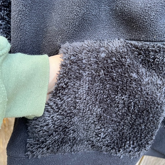 Columbia Fleece and Fur Full Zip Sweatshirt Coat size Large - Picture 6 of 9